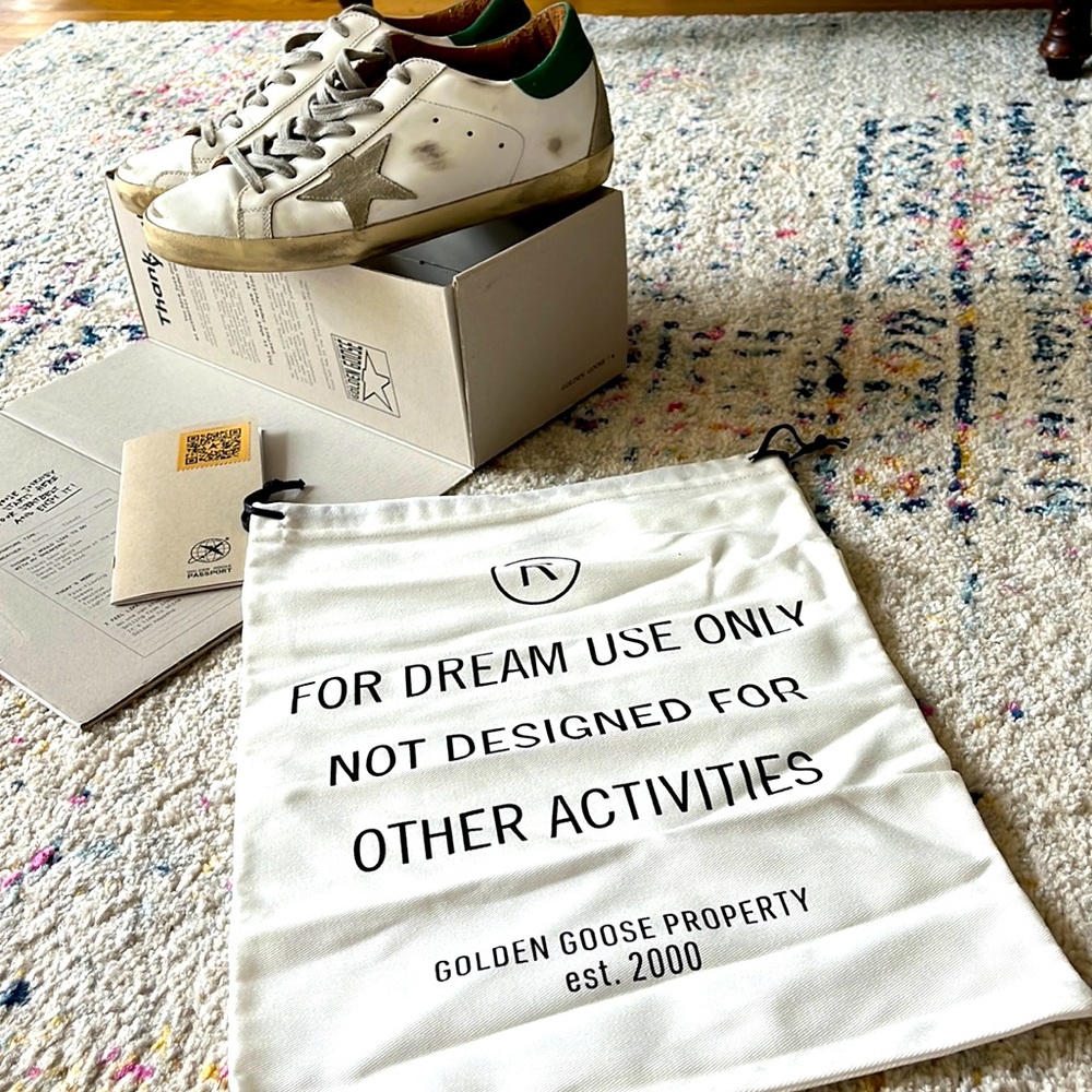 Golden Goose Super Star Classic shoes - white with green heel accent